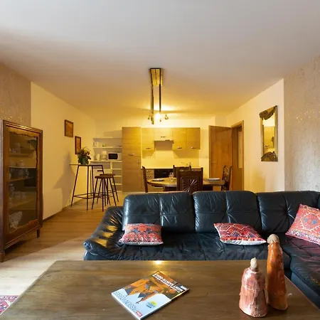 Le Rhenanus Jacques Taurellus - Appartement Duplex Au Calme - Centre Ville - Parking Gratuit Selestat Exterior photo